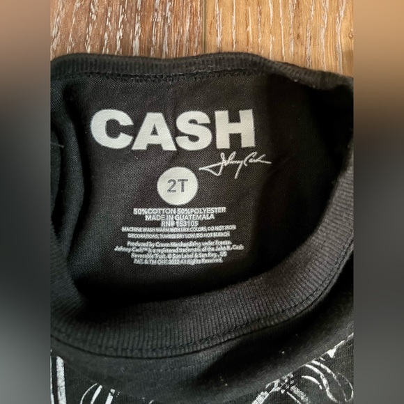 Johnny Cash Toddler Black Graphic Tee Size 2T - Picture 3 of 4